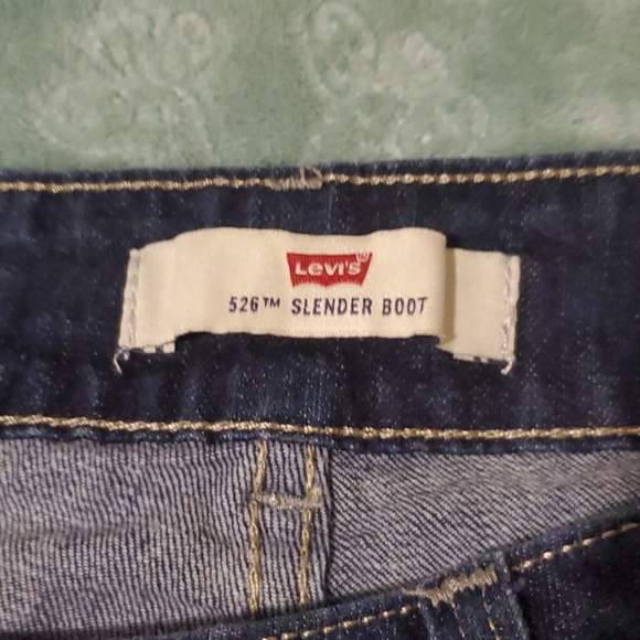 Levi's 526 Slender Boot Jeans - Picture 5 of 6